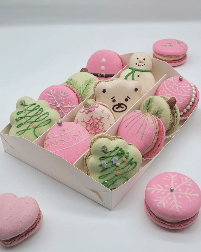 12 макаронс — доставка цветов по Полевскому