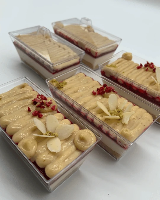 Десерт Фисташка-Малина